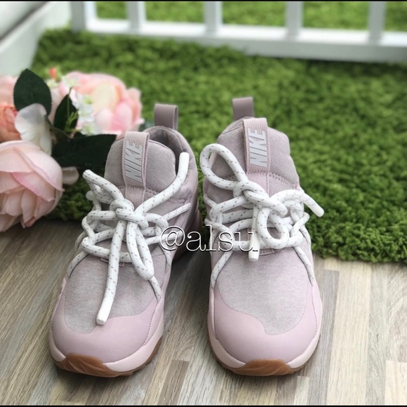 NWT  Nike City Loop Women's Shoe Pink WMNS - Picture 4 of 7